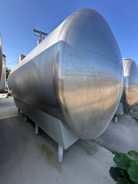 5,000 gallon stainless steel tank horizontal